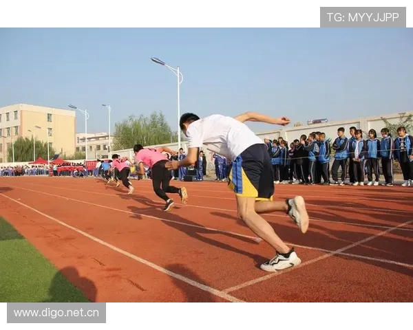从12岁到21岁约翰尼运动梦想与比赛激情持续燃烧闪耀青春之路